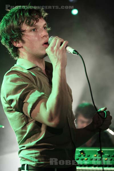 FRIENDLY FIRES - 2009-02-26 - PARIS - La Maroquinerie - 